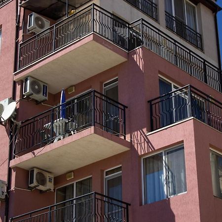 Central Couple Studio Pomorie Bagian luar foto